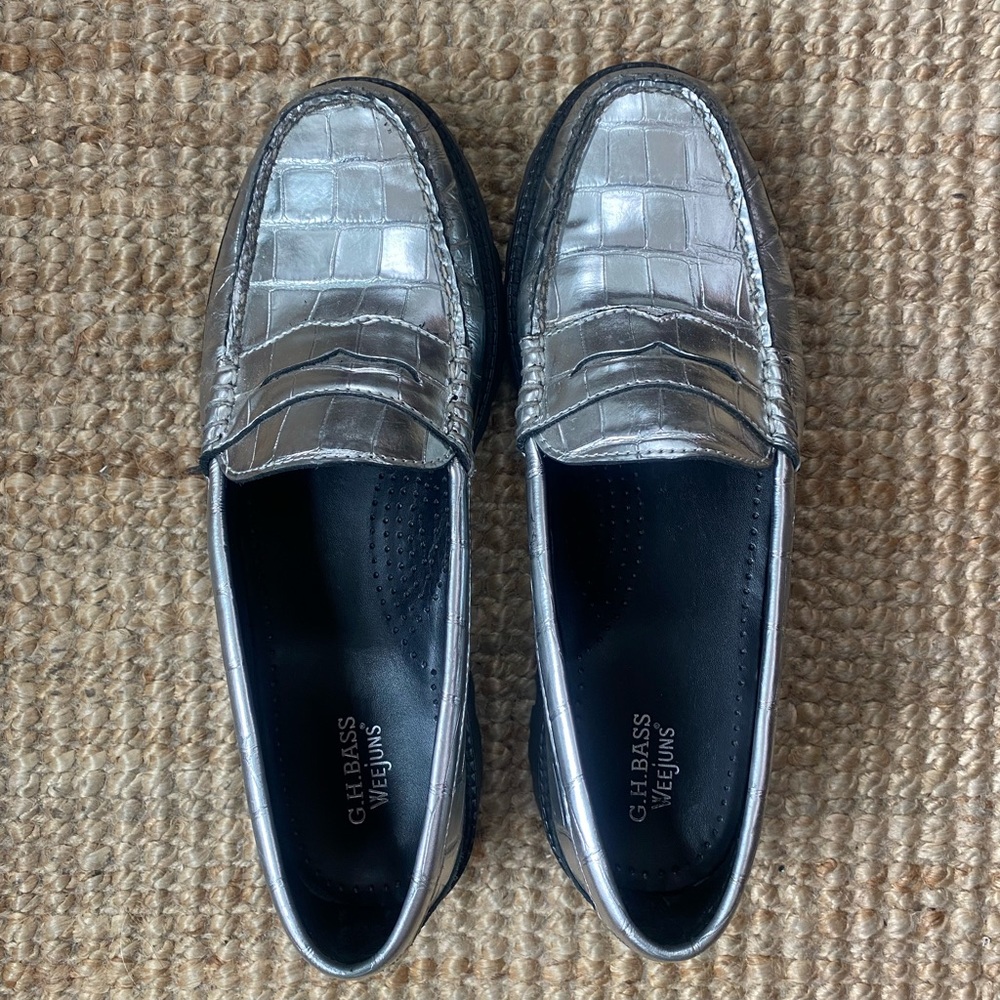 G.H. Bass & Co. Silver Croc Whitney Lug Sole Weejuns Loafers